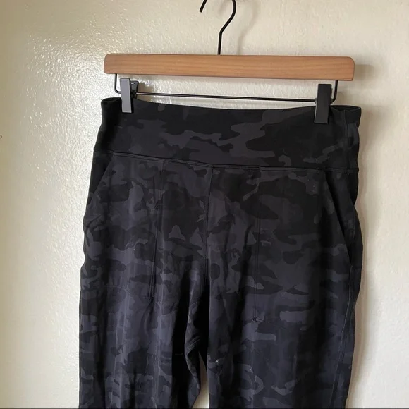 Lululemon | Formation Camo Deep Coal Align Joggers - Picture 3 of 7